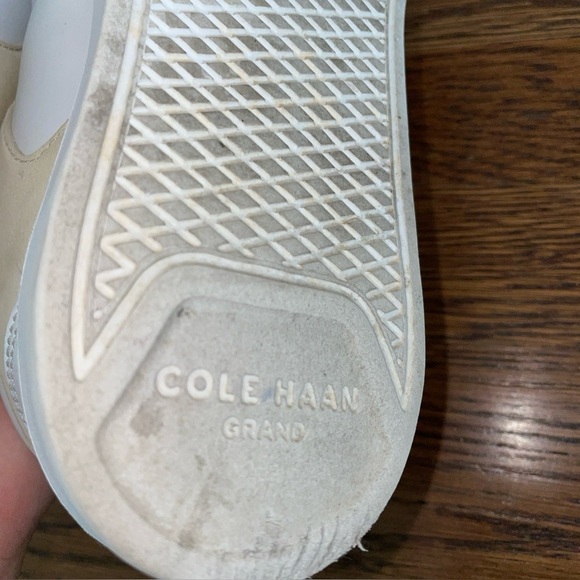 Cole Haan Women White and Gold Grand Cross Court Sneaker Shoes Size 7.5 - Picture 7 of 7
